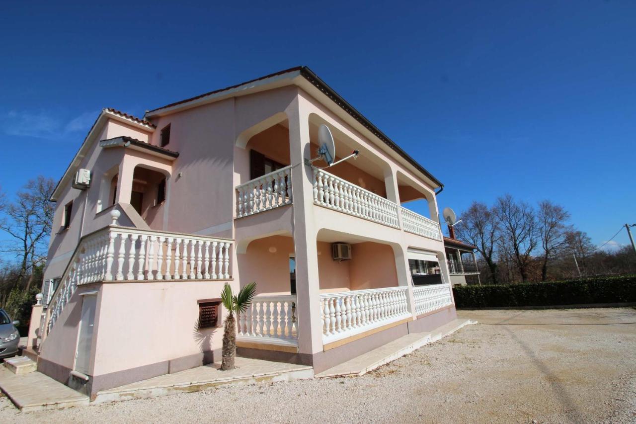 Ferienwohnung Koraca B4 Kirmenjak Exterior foto